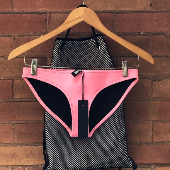 Triangl pink swim bottoms - Picture 1 of 5